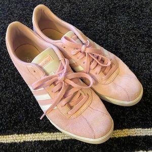 Women’s Adidas shoes